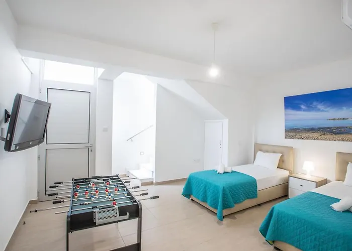 Villa Gold,brand New, Luxury 5bdr With Private Pool