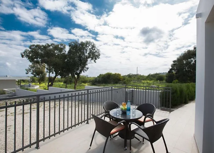 Villa Gold,brand New, Luxury 5bdr With Private Pool *