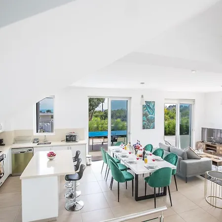 Gold,brand New, Luxury 5bdr With Private Pool Sea Views