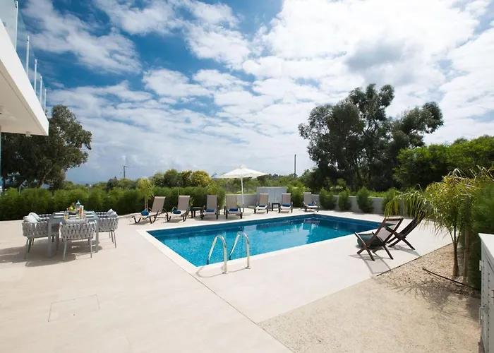 Vila Gold,brand New, Luxury 5bdr With Private Pool Protaras